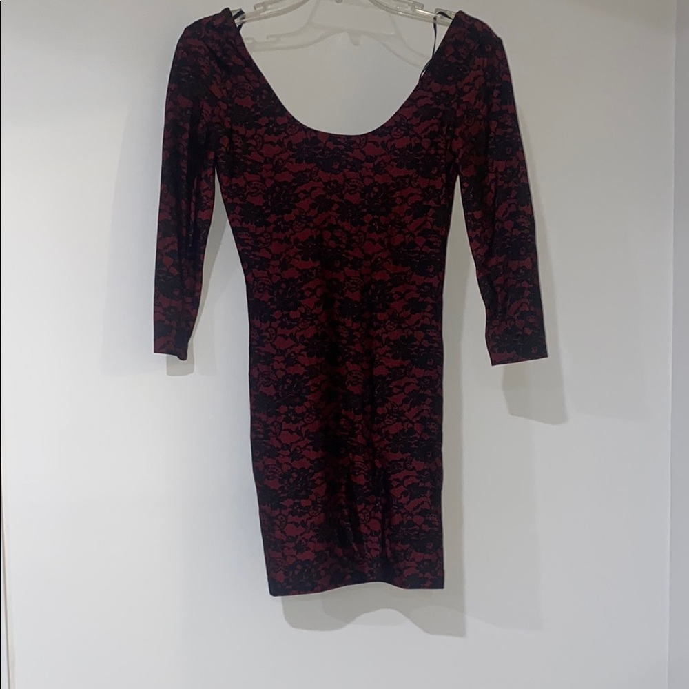 Red Bodycon Dress with 3/4 Sleeves and Scoop Neck
